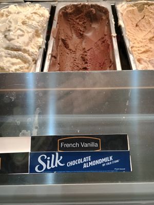  at Cold Stone Creamery - W Ray Rd in Chandler