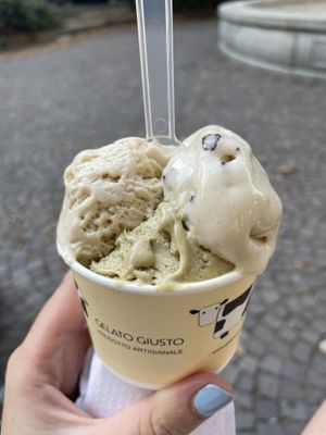 Nocciola, pistacchio, banana chocolate walnut  at Gelato Giusto in Milan