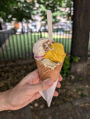 Quality gelato at Gelato Giusto in Milan