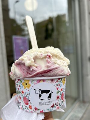  at Gelato Giusto in Milan