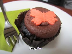 Chocolate/cherry cupcake at LoVeg in Prague