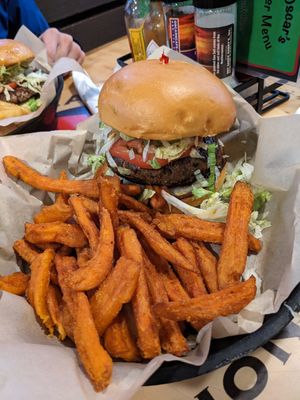 Mushroom burger at Oscar's Cafe in Springdale