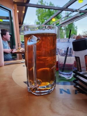 Huge beer Amber Ale at Oscar's Cafe in Springdale