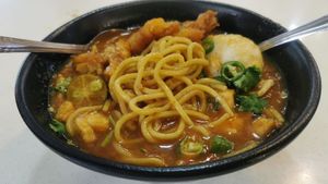 Delicious Mee Rebus with full egg & fried veggie pcs at Go Vegetarian! 藝之家 in Northeast Singapore