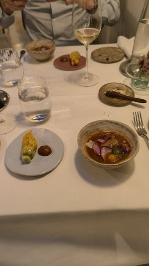Soupe et fleur at Datil in Paris