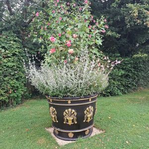 Garden at The Straw Kitchen in Whichford
