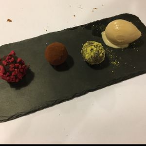 great vegan dessert at Malmo in Valencia
