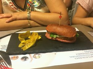 chicken sandwich at Malmo in Valencia