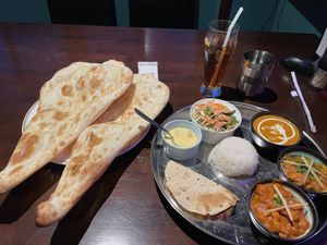 (The Vegetarian Plate with one free drink and 1 extra naan) 2100円  at Taj Nikko Indian Restaurant in Nikko