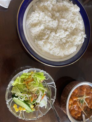 Side salad, Chana masala  at Taj Nikko Indian Restaurant in Nikko