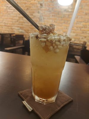 Pineapple tamarind slushee at O Plant-based - Tôn Thất Đạm in Ho Chi Minh City