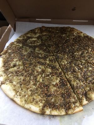 Vegan flatbread pizza at Salam Restaurant in Hillsboro