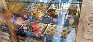 V at The Duff Nuts Co in Llandeilo