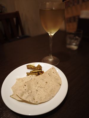 Free appetizer at Smile Kitchen Himarayan Bar in Osaka