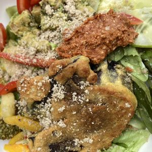 Bowl mit Portobello and Brokkoli, ca. 12,50 €  at Café Ceci in Potsdam