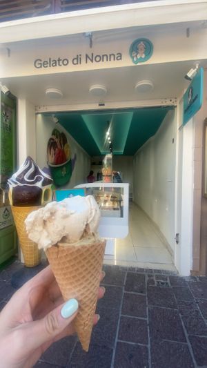 Vegan sugarfree ice cream   at Gelato di Nonna in Crete