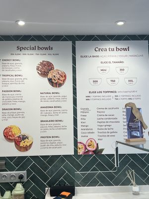   at AMAZONIA ACAI in Alicante