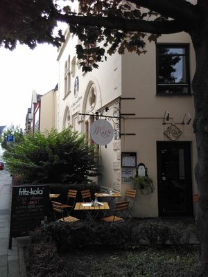 building at Mae's in Bonn