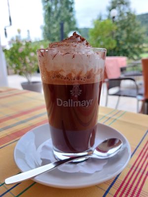 Hot chocolate with cream at Nicolay's Moselterrasse in Zeltingen-rachtig