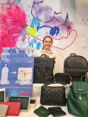 Bolsos veganos Labante London at Madrid Vegan Market in Madrid