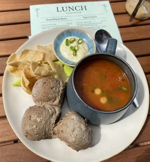 Gerookte paprikasoep  at Van|Hier in Schoonhoven