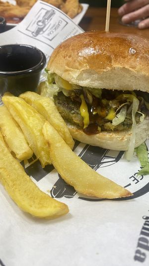 Hamburguesa V  at Vermuteria & Taperia Camacho in Parets Del Valles