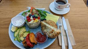 Vegan breakfast at Ins Morgen in Berlin