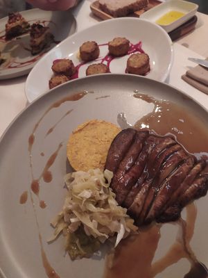  at Zoi Bakery in Arese