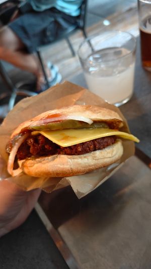 Vegan Cheeseburger at Brödernas in Visby