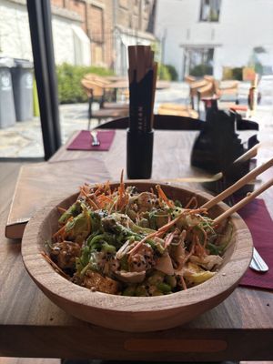 Tofu poke bowl  at Hawaiian Poké Bowl - Simon Stevinplein in Bruges