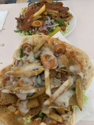 veganer Döner & veganer Dönerteller 😍  at Tat Gemüse Döner & Pizza in Dusseldorf