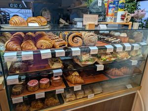  at Dùnè Bakery in Edinburgh