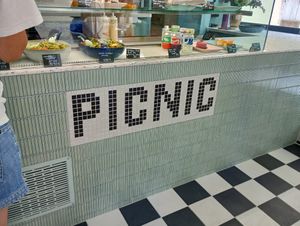 All vegetarian and vegan café at Picnic in Antibes
