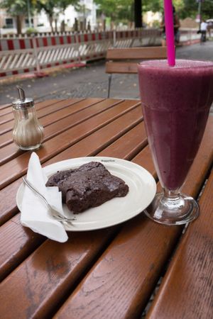 Chocolate Brownie + Berry Shake at Playing With Eels in Berlin