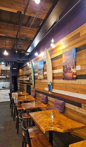 Dining area at 9th Island Vegan in Haleiwa