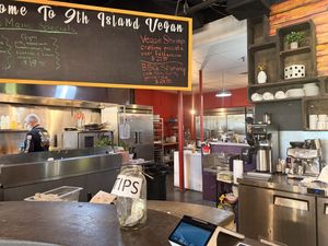   at 9th Island in Haleiwa