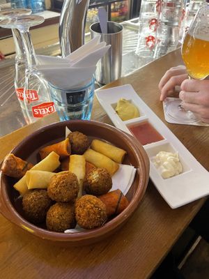 Vegan bitterballen, vlammetjes and loempias   at Kapitein Zeppos in Amsterdam