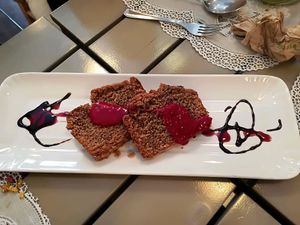 dessert at Rayen Vegano in Madrid