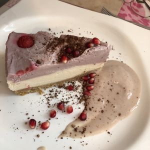 Cheesecake at Rayen Vegano in Madrid