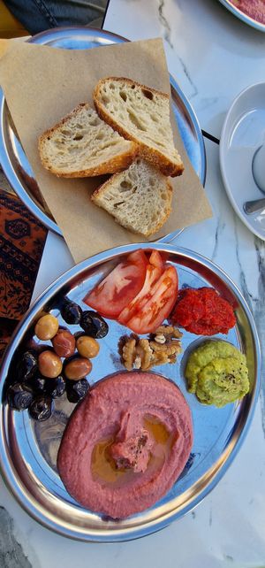 Vegan breakfast at Soso Coffee House in Datca