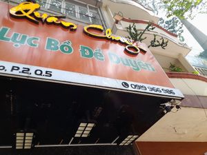 Main sign outside at Lục Bổ Đề Duyen in Ho Chi Minh City