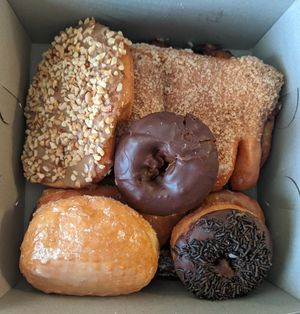 Half dozen that I selected at Ronald's Donuts in Las Vegas