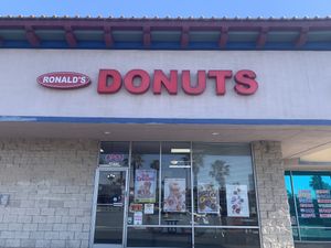 Entrance of building   at Ronald's Donuts in Las Vegas