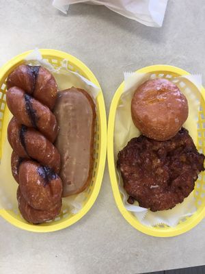 Mmmm. They even have vegan fritters! at Ronald's Donuts in Las Vegas