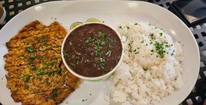 Best chikn rice and beans of my life at A Lo Vegano Orlando in Orlando
