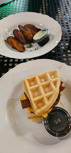 Breakfast sandwich at A Lo Vegano Orlando in Orlando