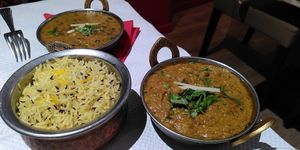 Curry de légumes et riz at Les saveurs d'Himalaya in Dourdan