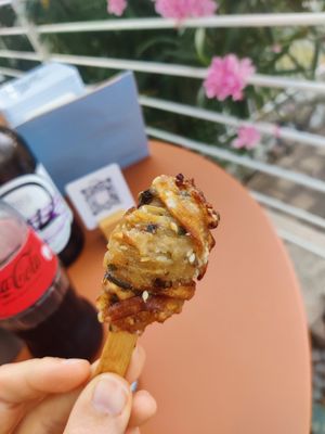 Spiedini noodles teriyaki at Elephant Bistrot in Moniga Del Garda