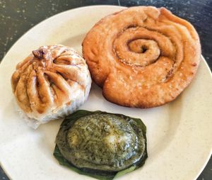 Bao, bun and kueh at VG World - 人间素食 in Miri