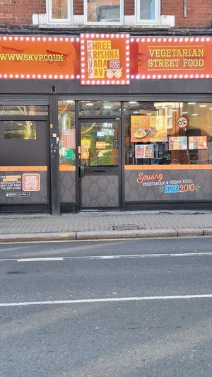Vegetarian and Vegan restaurant 🌱 at Shree Krishna Vada Pav - Vauxhall in South West London